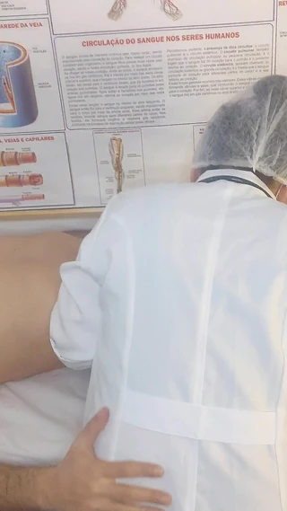 Jennyferpimenta: Nurse Has Her First Patient with an Erect Penis!