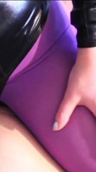 Roxa meia-calça de meia-calça cabeça e pernas