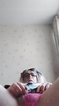 Bambola ragazza del college sborrata