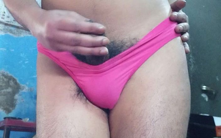 Lustyizlife: Nadržený indický dospívající chlapec v růžové podprsence své nevlastní sestry...