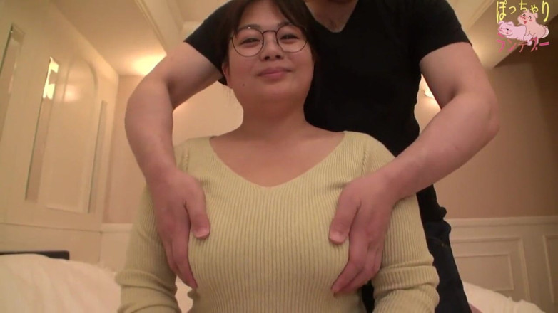 Asian happy ending: 흑인 대물 자지에게 따먹히는 아시아 소녀