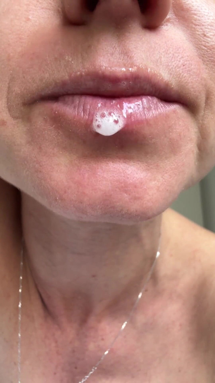 Gina Gerson: Solo Saliva Fetish