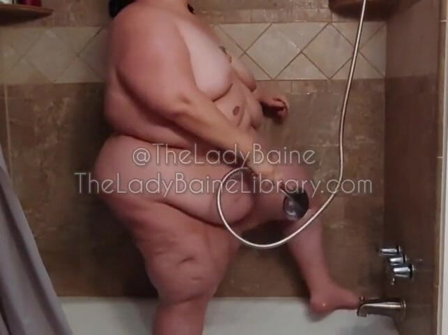 TheLadyBaine: SSBBW quick morning shower