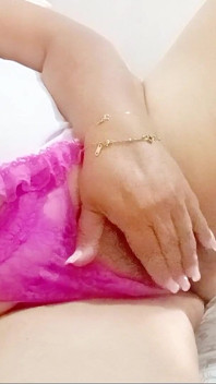Hraní s mojí kundičkou Dal jsem do toho pěkné velké dildo