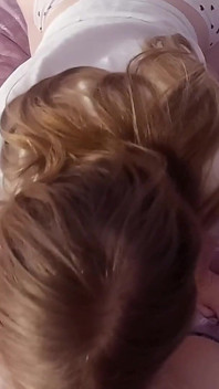 Šuká můj velký kulatý zadek mými velkými kalhotkami!