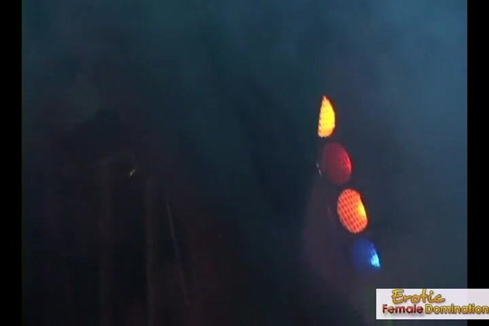Erotic Female Domination: Туга блондинка любить куштувати свою дупу з великого члена