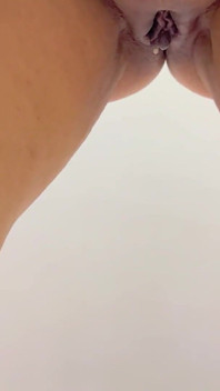 あなたの妻は留守です、あなたの継母とセックスして、私を妊娠させてください