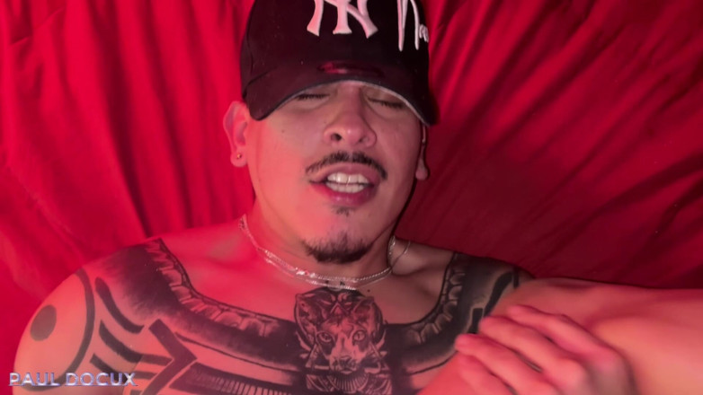 Paul Docux: What a Delicious Open Pussy Bidder Caressing My Curved Cock