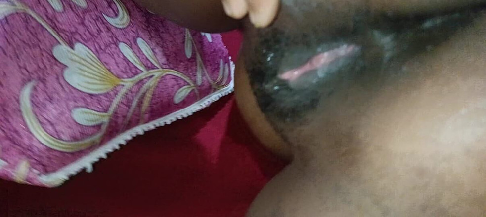 Debaki mantry: Hotelowa dziewczyna