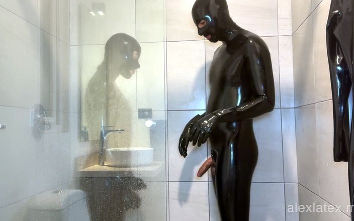 Alex Latex: उदास बेब के साथ रिकॉर्डिंग के बाद शावर - Alex लेटेक्स