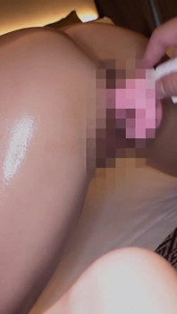 Parte 2 Bellezza divina! Moglie snella pelle perfetta in una scopata pov intensa e melting! Tre sborrate vengono ingoiate