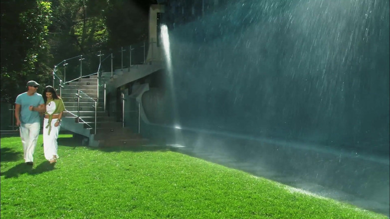 FapFlare: La coquine Alicia Alighatti reçoit sa bite de Noël