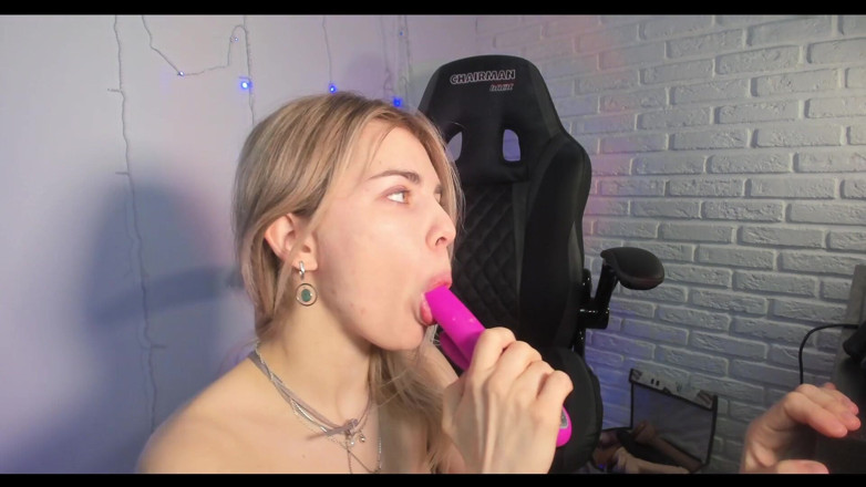 Misty Phoenix: Fit Girl Anal and Squirt