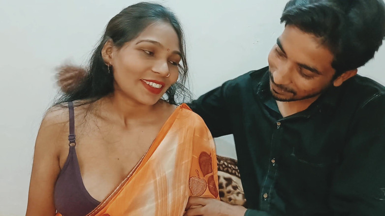 Kavend91: Bhabhi, voisine desi enceinte