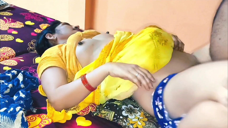 Janvibhabhii: Дівчина трахалася з вітчимом, поки її чоловік був на роботі