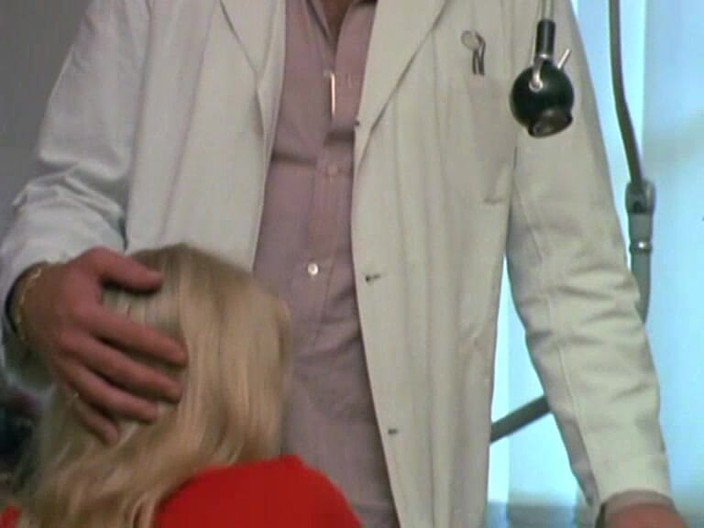 Java Consulting: Брижит Лахайе Возбуждается У Своего Стоматолога