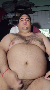 더 뚱뚱하고, 더 게으른 것