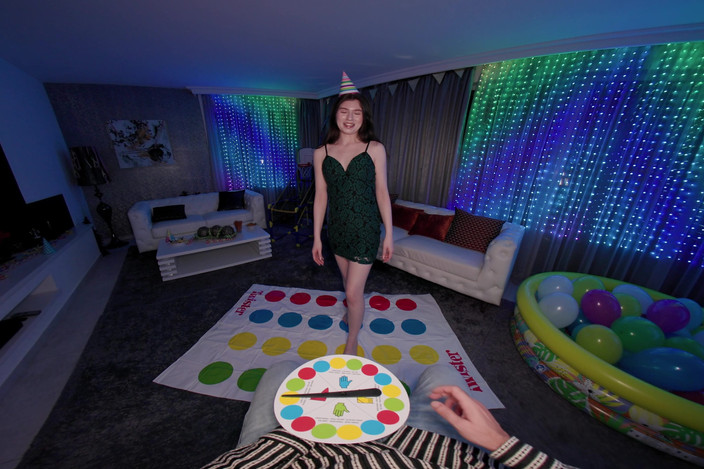 VR pornnow: Twist Me Baby Starring Hot Pearl