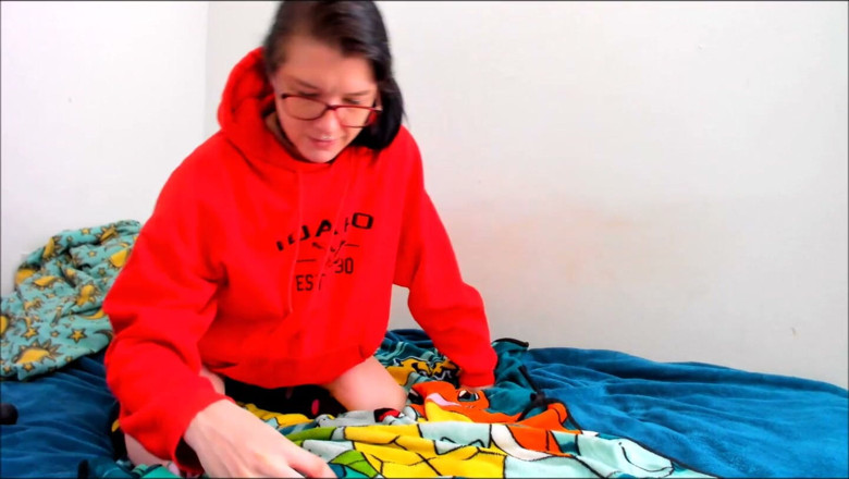 Missellie8: Sweater Weather: ATM Anal Stretching