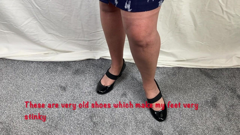Mr MF: Sra. Madura pés lento strip para vintage lingerie pt 1