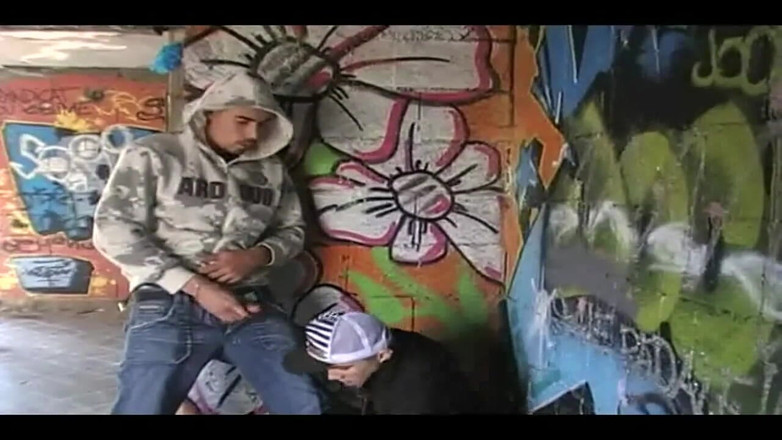 AMATOR PORN MADE IN FRANCE: Twink fucked by straight boy curious in exhibit