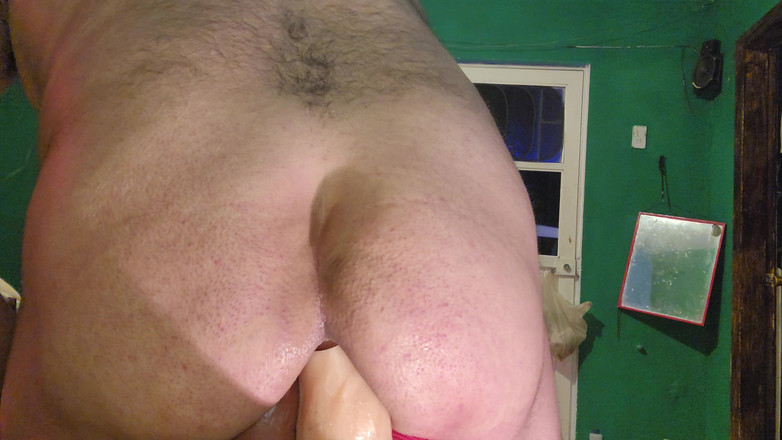 stoned boy: Z domova