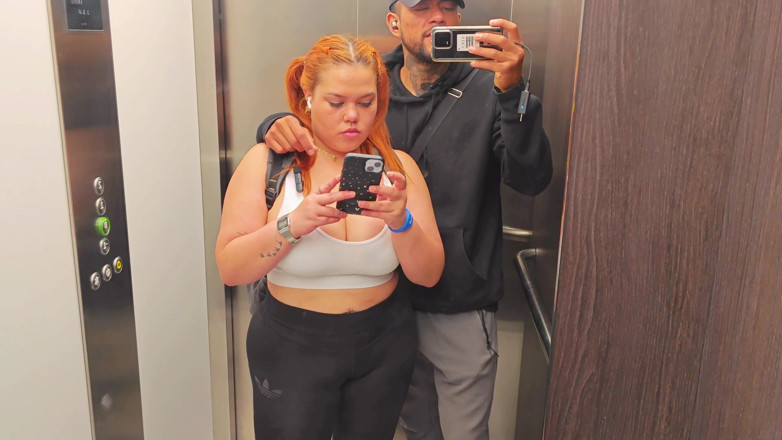 Latincurvyredhead: Personal Trainer scopa il suo studente in cambio dei suoi...