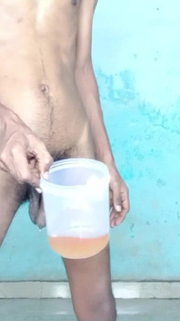 Rajesh Playboy 993 Dvě chcaní ve sklenici zlatá sprcha výprask zadku chlupatého ptáka