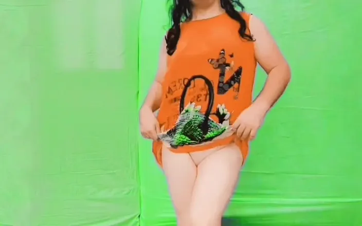 Kitty_Cross: Jumping Pussy Hot Shemale Cute Ladyboy Cosplayer Model Crossdresser