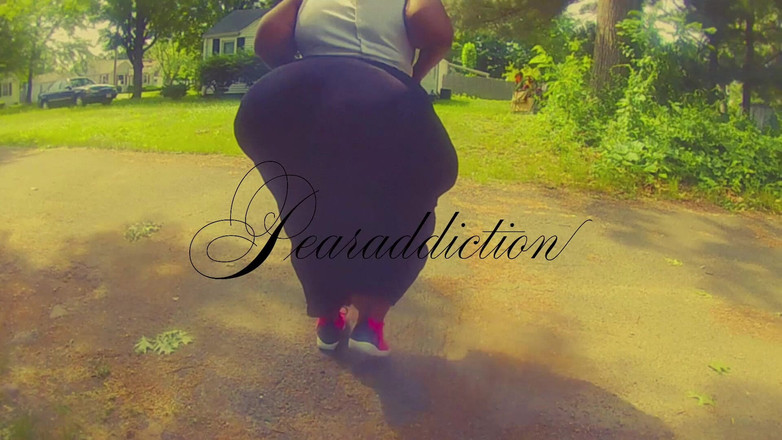 Pearaddiction: Procházka ve dvoře