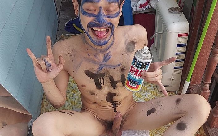 Clown likes to play with colors: Masturbace s postřikem