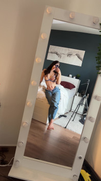 Do you want to take my jeans off?