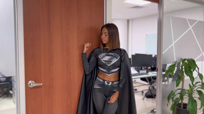 Aishadanver: Trick or Dick at the Office, Did a Blowjob Secretly...