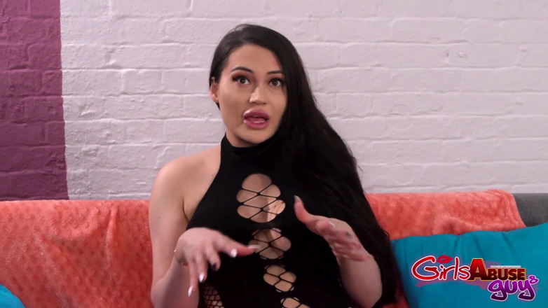 GirlsAbuseGuys: Kenal pasti sebagai seorang perempuan