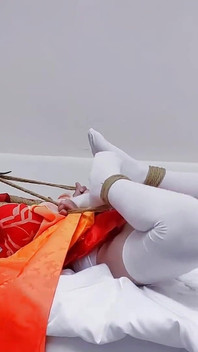 쪼이는 다리 투쟁