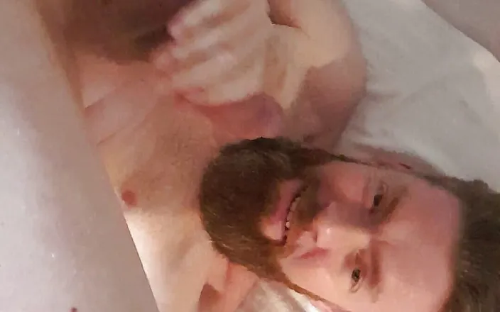 Pijothepisslover: Self suck and cum on face