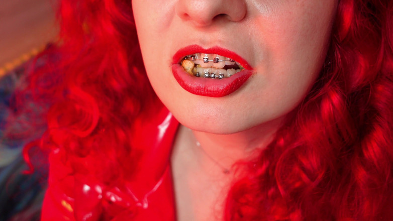 Arya Grander: ASMR food fetish video