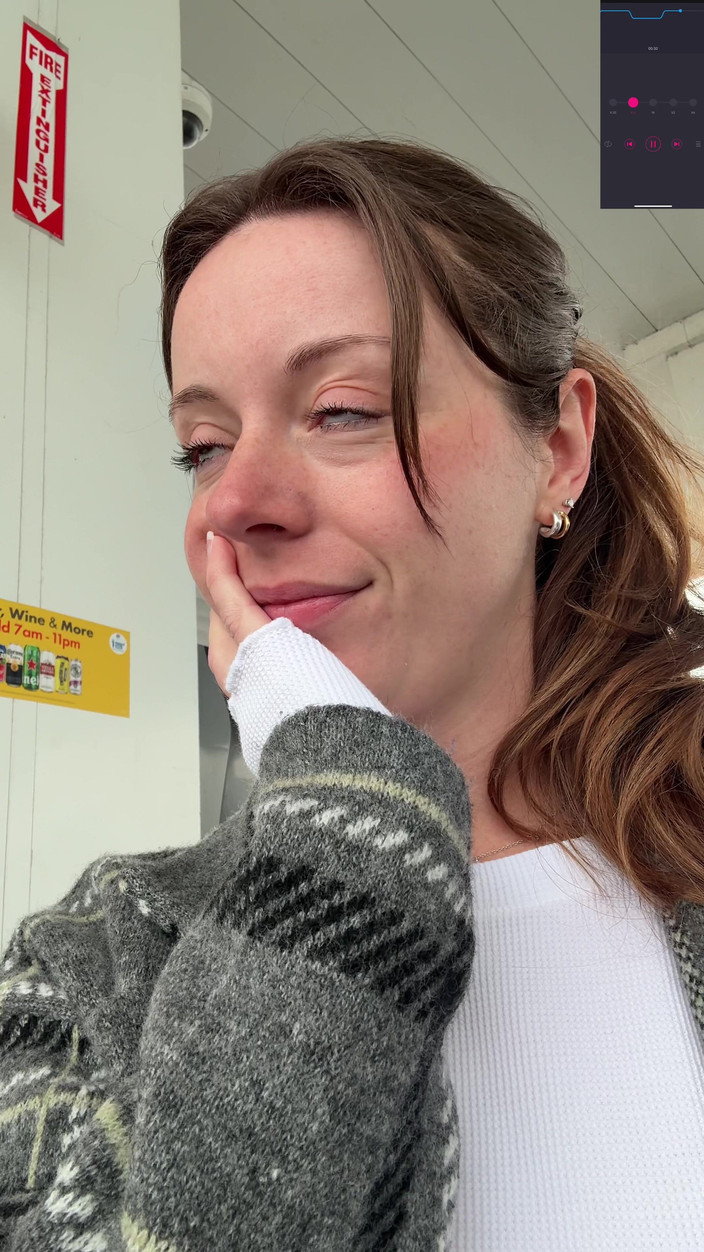 Nadia Foxx: Stara się nie spuszczać zbyt głośno podczas pompowania gazu