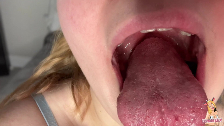 Lenna Lux: Iubita flămândă te micșorează și îți face o gustare