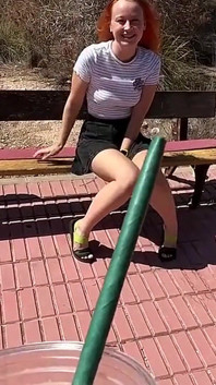 Le pidió a un extraño que orinara en su café