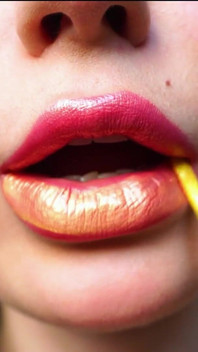 Sensual Golden Melting Kiss