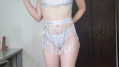 Mimiandevan: Tarian menggoda penari striptis