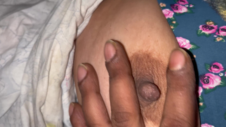 Catchybusty: भाभी पागल है