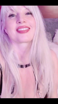 A Very Dommy Audio Check!