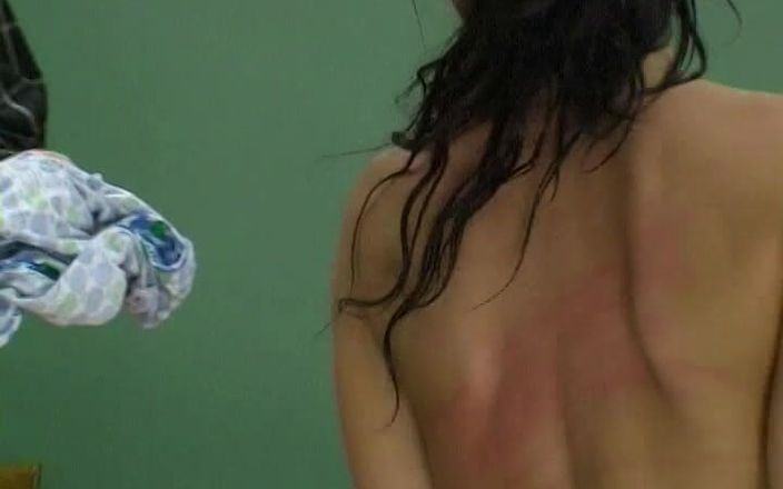 Spanking Server: Sunny Bb Classic07312