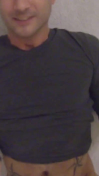 Amirah Adara ingoia tutto lo sperma di MIke Angelo