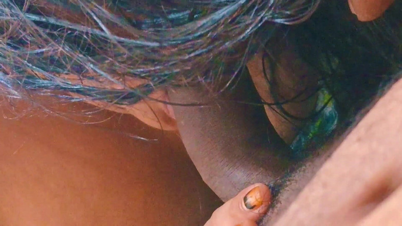 Catchybusty: India quiere polla de 8 pulgadas antes de que su marido...