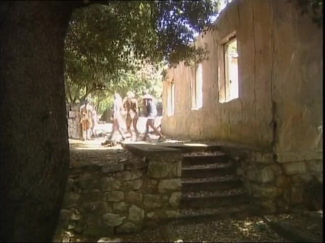 Fetish Desire: Gangbang inversé déjanté pour deux garçons emmenés par un groupe...