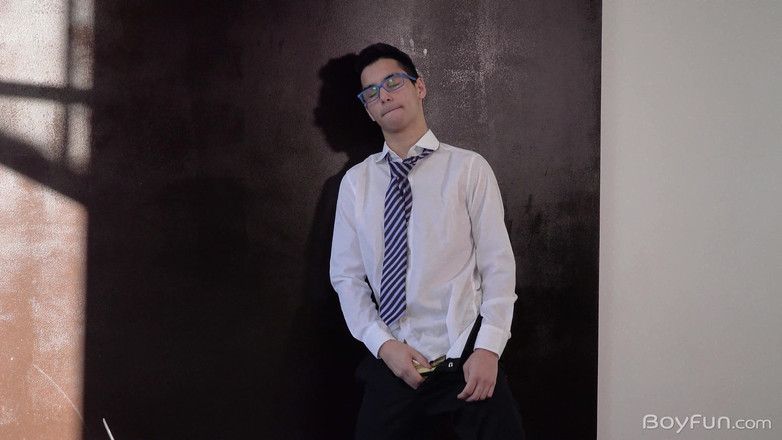 BoyFun Solo: फ्रांसिस Frisky हो जाता है