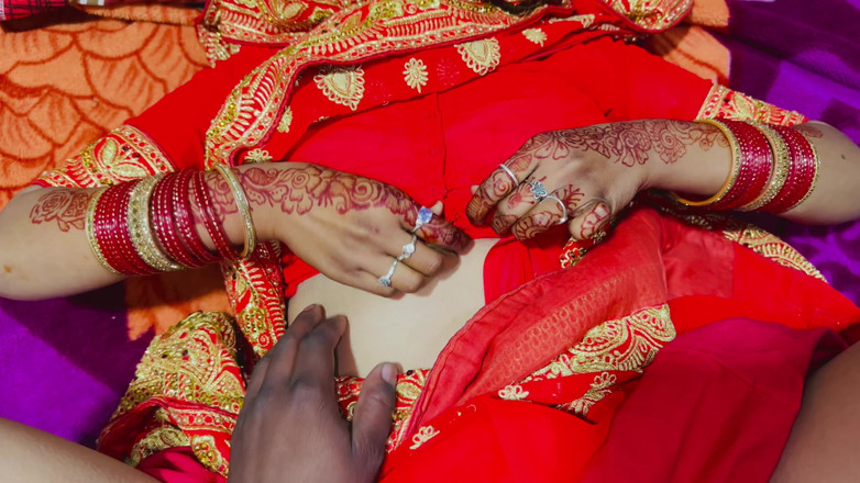 Cutesaritabhabhi: Saari ngentot habis-habisan sama gadis imut